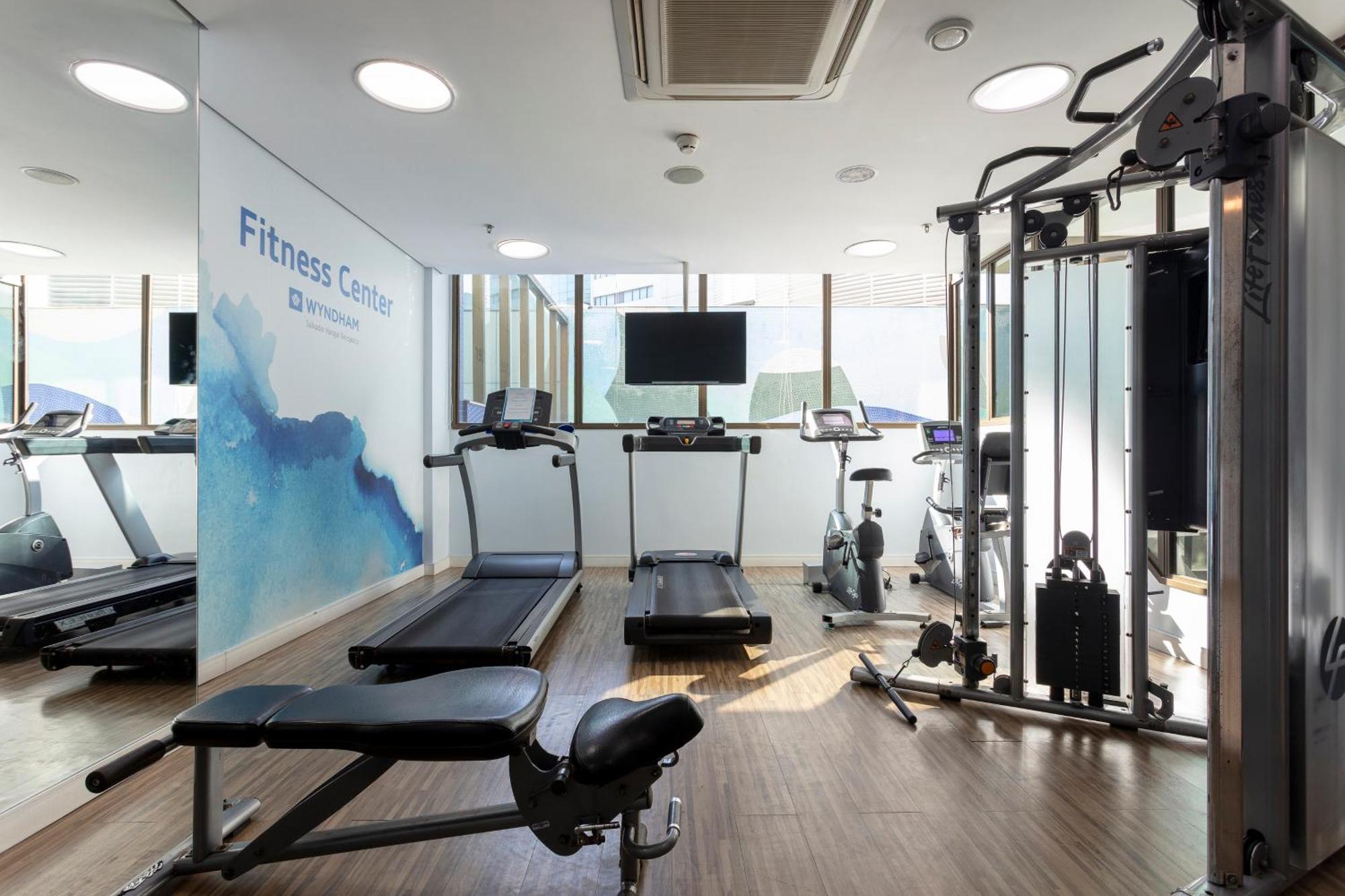 Wyndham Hangar Aeroporto Hotel 4*