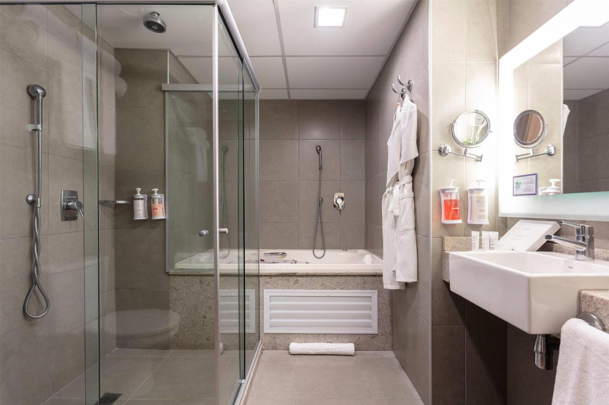 Hotel Wyndham Hangar Aeroporto 4*